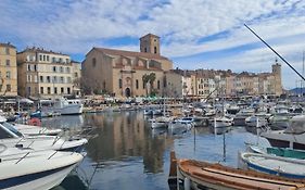 Appartement T2 Sur Le Port La Ciotat